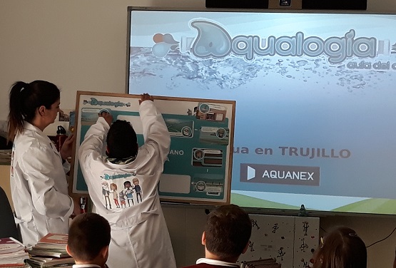 Ir a la noticia Aquanex enseña a 40 escolares de Trujillo cómo hacer un buen uso del agua